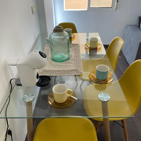 Apartamento La Reina 49 * Almeria