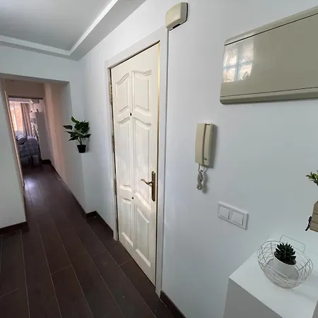 Apartamento La Reina 49 Apartment *